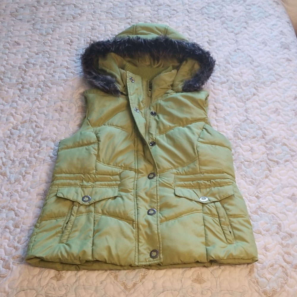 Women's Puffer Vest